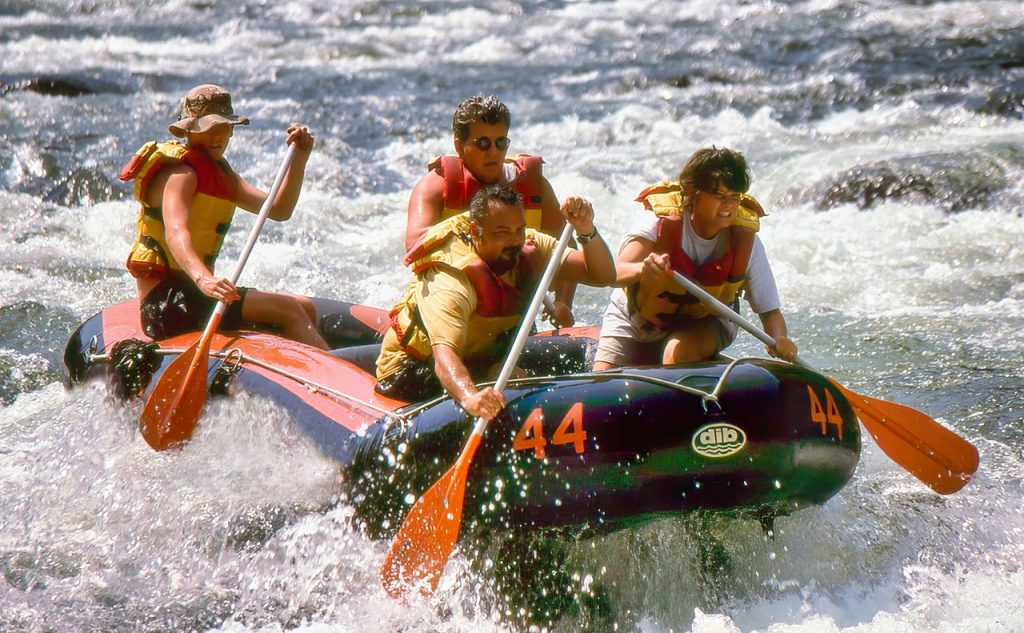 white water rafting, ecuador
